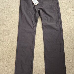 NWT Men's Prana Brion Pant II - Size 34"x32"